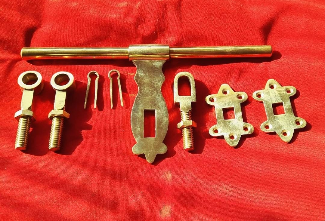 Brass Aldrop 1